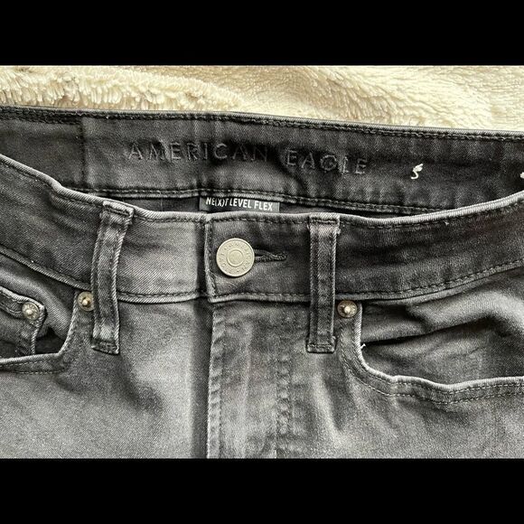 AMERICAN Eagle black slim leg skinny jeans - Picture 6 of 7